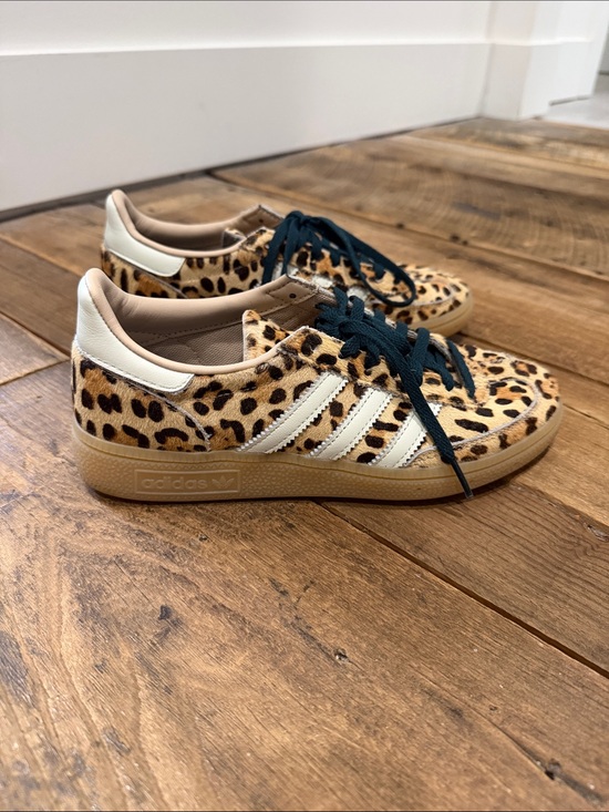 adidas Shoes - ADIDAS Handball Spezial. leopard / animal
print. size 6.